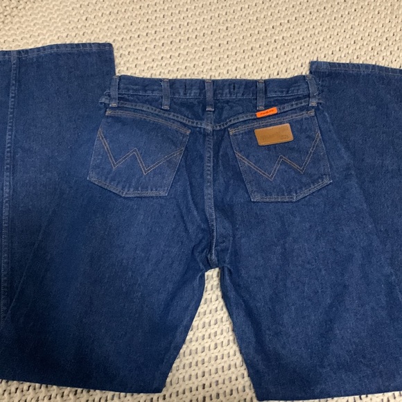 Wrangler 31x34 FR Regular Fit - Picture 4 of 5